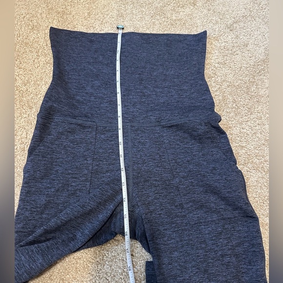 OFFLINE By Aerie The Hugger High Waisted Foldover Flare Legging Size S - Picture 9 of 10